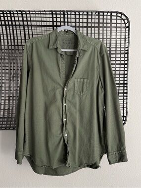 Frank & Eileen Eileen army green button down shirt